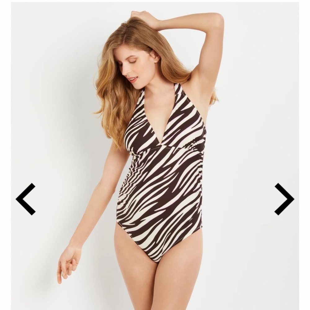 Jessica Simpson bathing suit